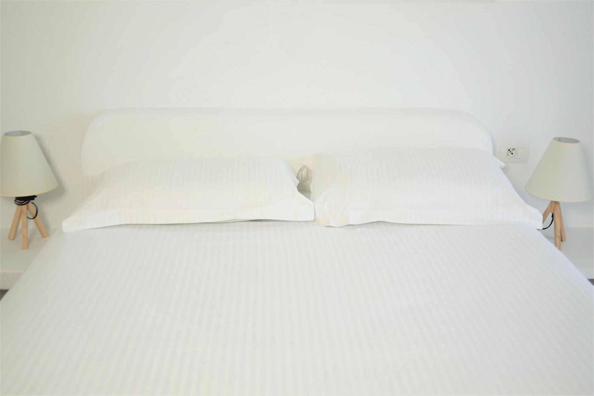 Harmony Hotel Sarandë エクステリア 写真